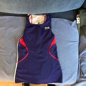 TYR triathlon top